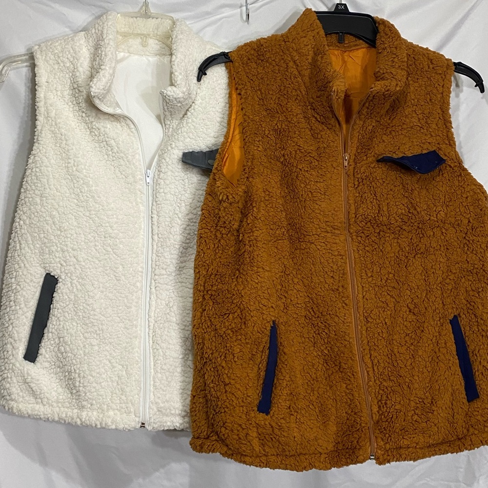 2 new soft fuzzy vests M/L lot bundle